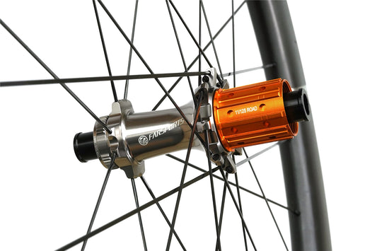 Farsports CH01 rear hub close-up, orange 11/12-speed road freehub body