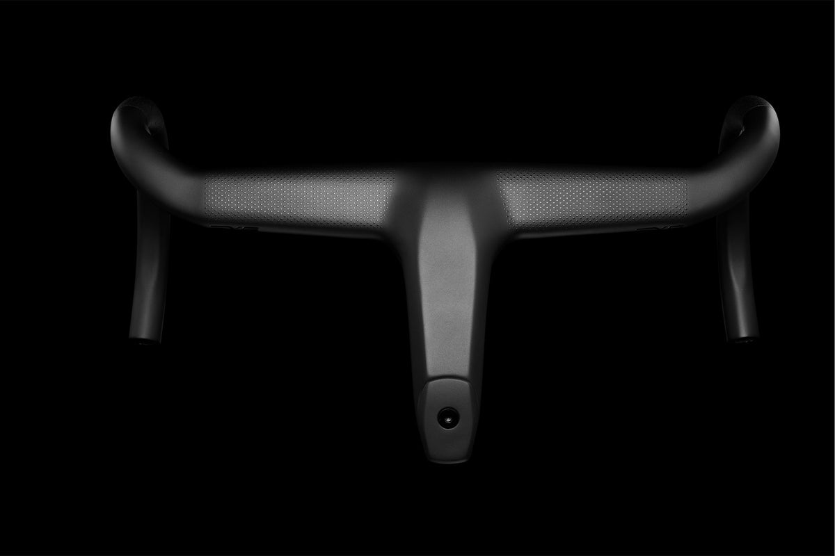 EXS Aerover handlebar from above, showing the textured top and stem