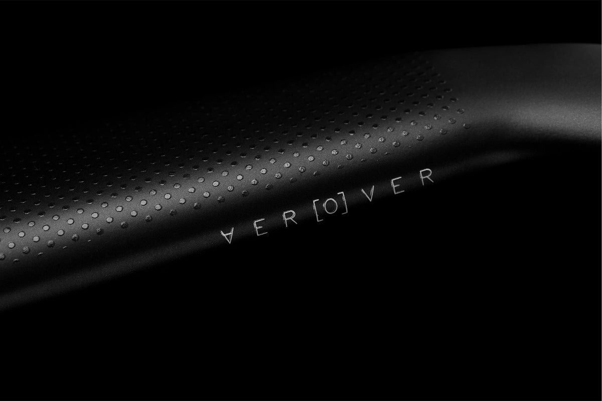 Close-up of the textured grip surface and Aerover wordmark