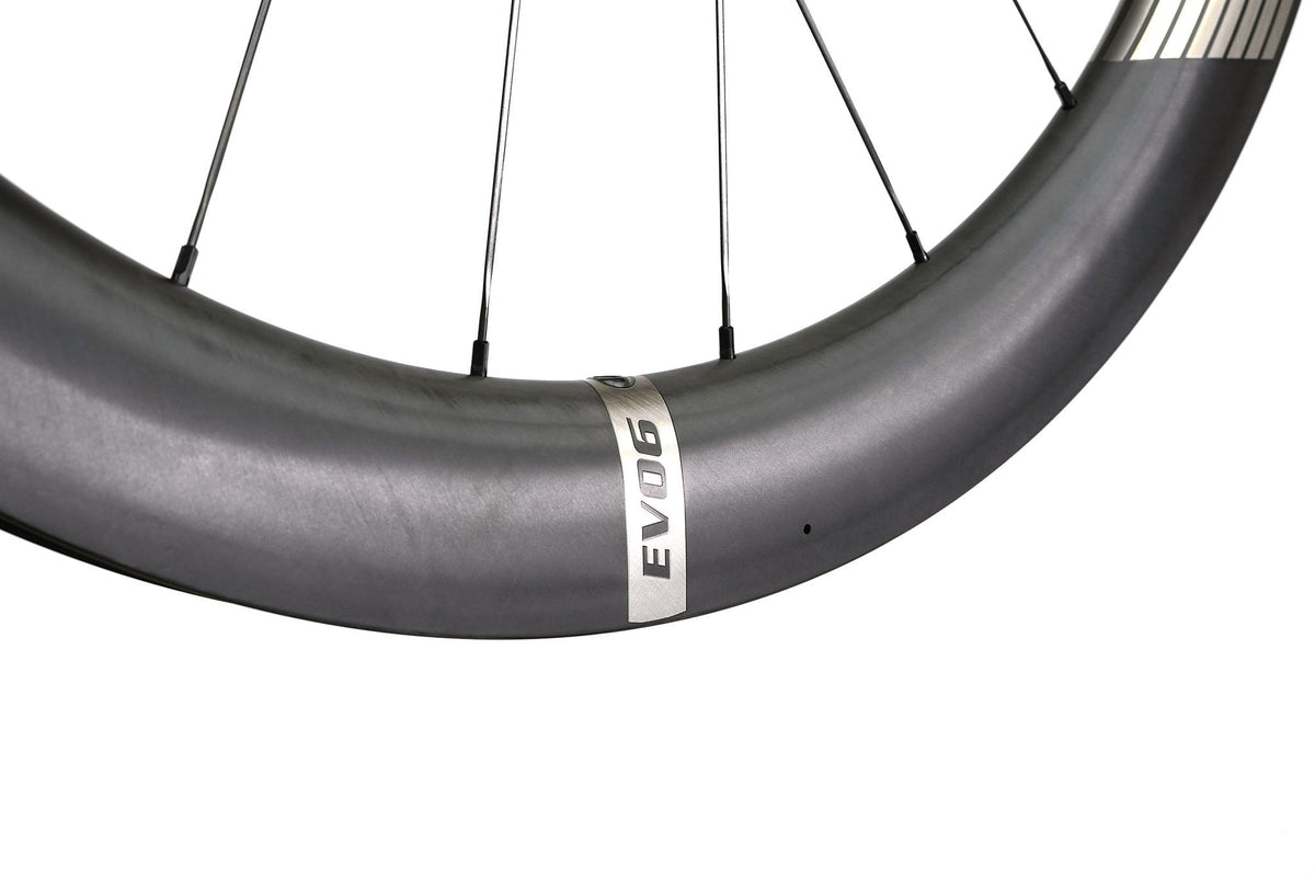 Farsports EVO C6 detail, CH01 hub and Alpina Ultralite steel spokes