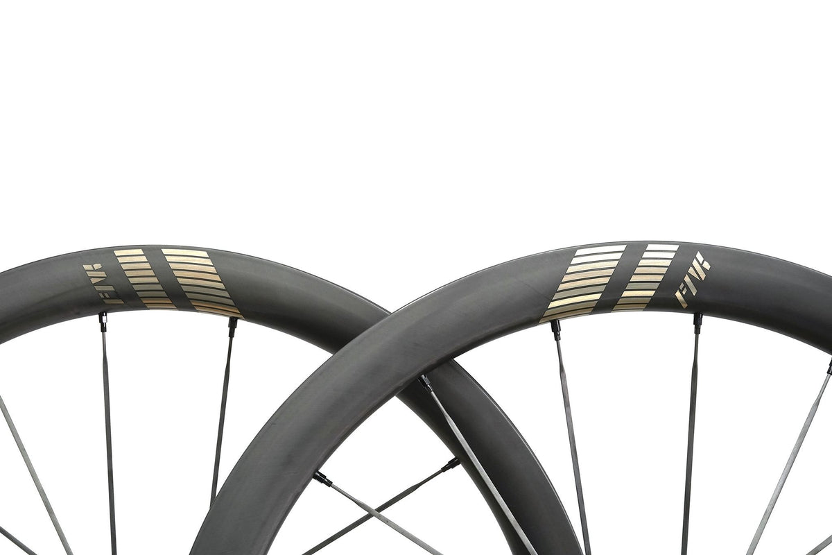 Farsports EVO S4 rim profile detail, 31.5 mm external width