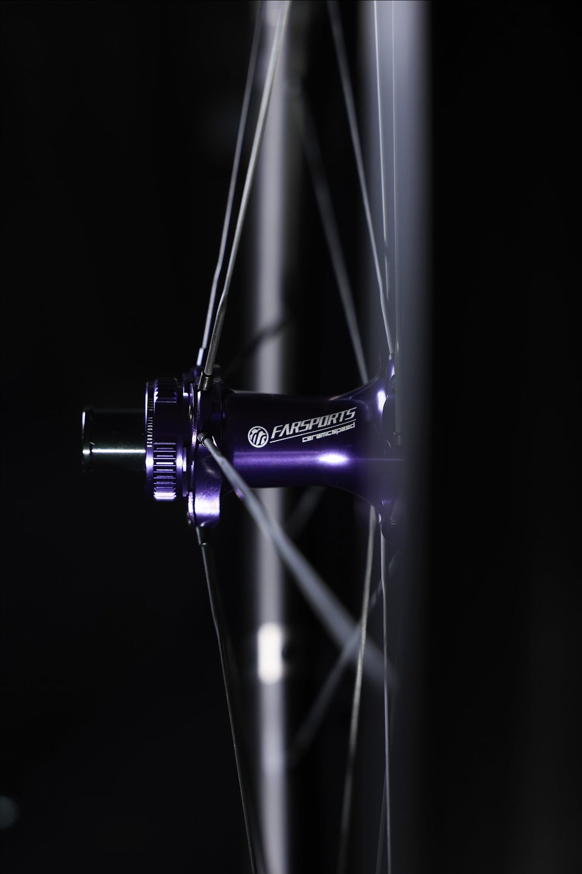 Moyeu avant Farsports SH01 violet et fixation Center Lock