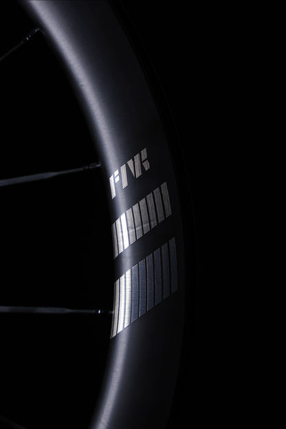 Décalques Farsports sur la jante carbone de l’EVO S5