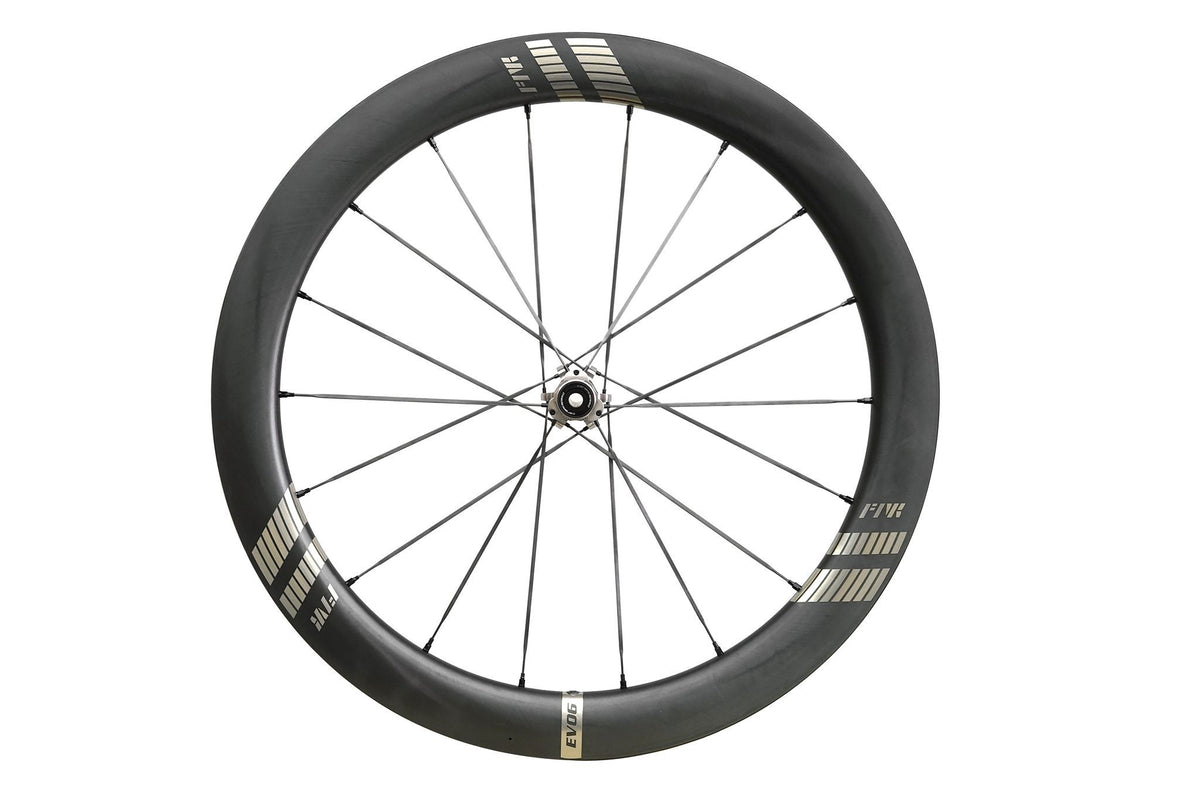 Roue Farsports EVO S6 de trois quarts, montrant le profil de jante 58,5 mm
