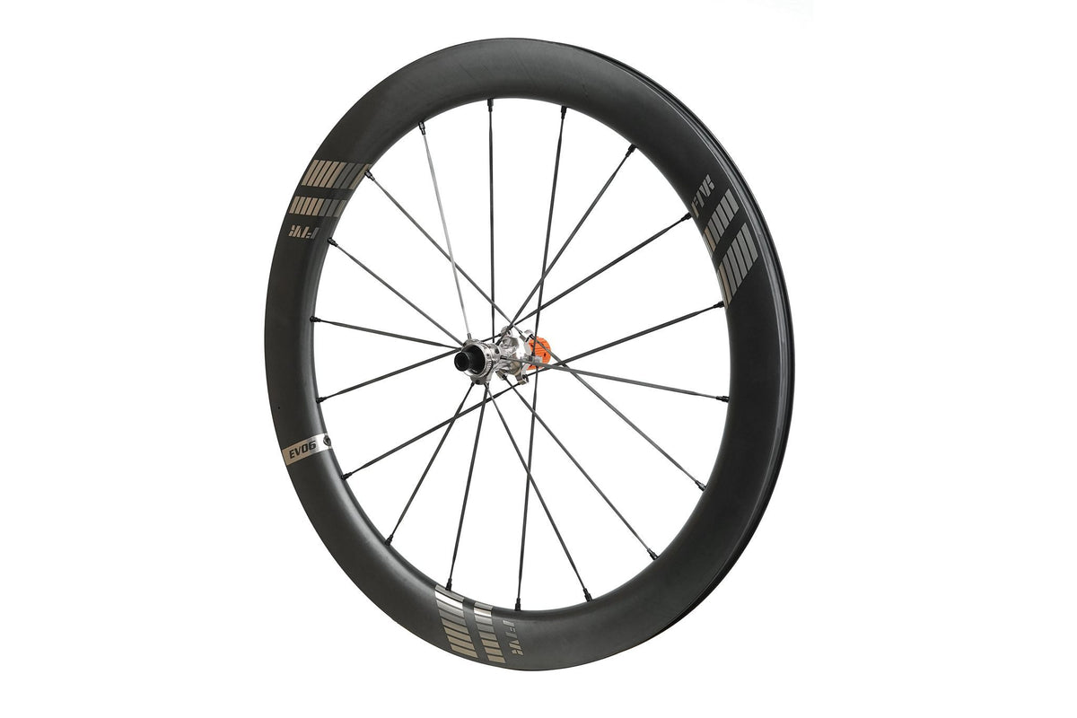 Roue Farsports EVO S6 de face, moyeu à rochet SH01 et fixation de disque Center Lock
